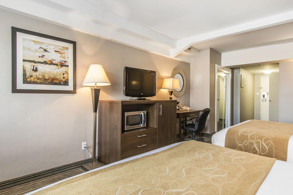 คอมฟอร์ต สวีตส์ ดาวน์ทาวน์ Hotel มอนทรีอัล ภายนอก รูปภาพ